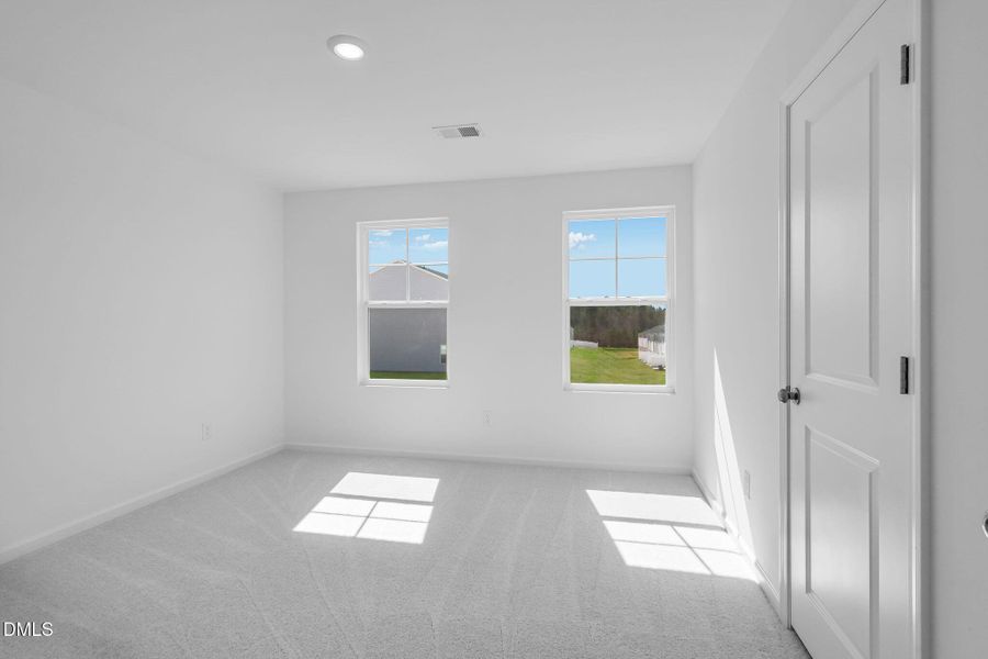 SUN_CaitlinCrossing_Pic_Chadwick-7