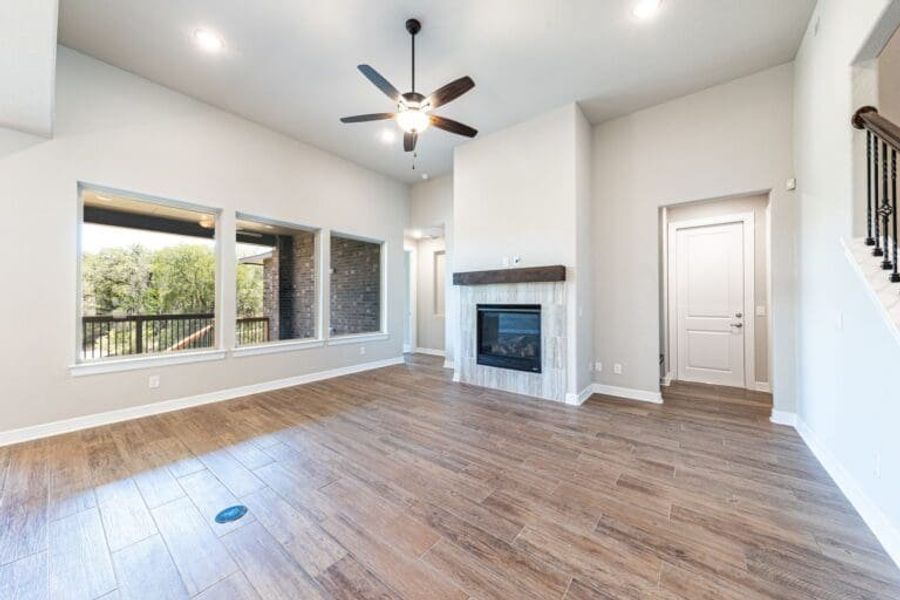 21-web-or-mls-SQFT-0125