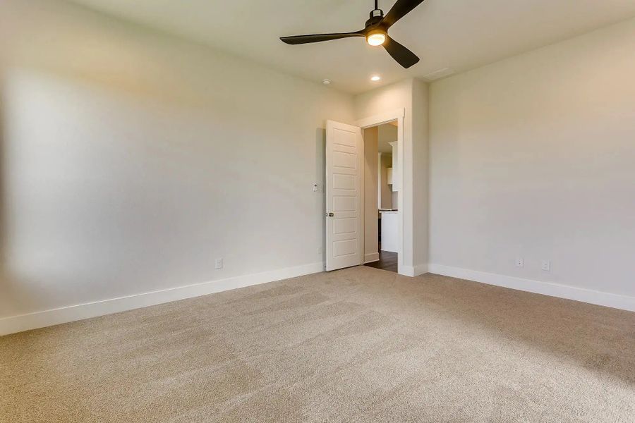 Representative unfurnished interior of a home built from the The Macy by Elmwood Custom Homes in Tuscan Estates, Waxahachie (Image 28). Representative unfurnished interior of a home built from the The Macy by Elmwood Custom Homes in Tuscan Estates, Waxahachie (Image 28).
