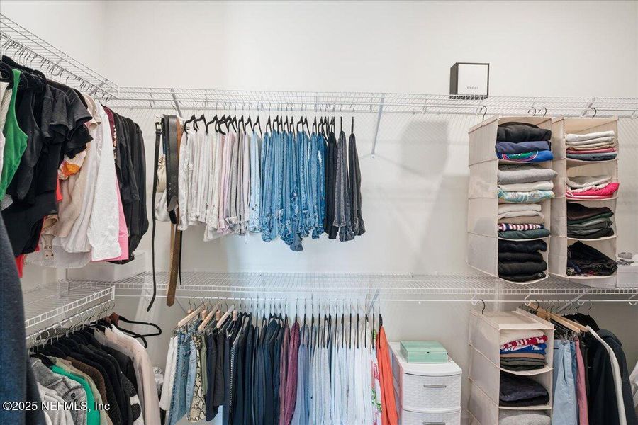 Close-up of interior finishes inside a home in , Jacksonville (Image 20).