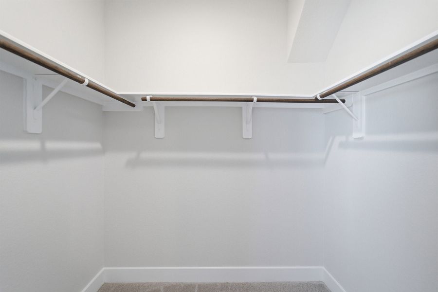 Spacious, unfurnished interior of a new home in Bay Creek, Baytown (Image 50).