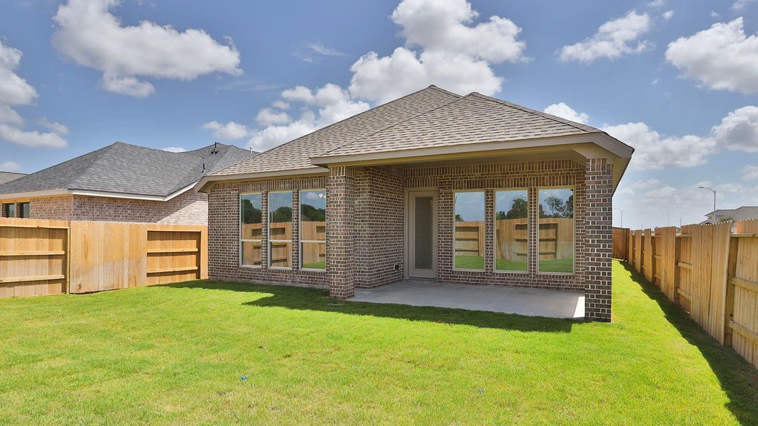 Exterior details and patio area of a home in Everly, Hockley (Image 3).