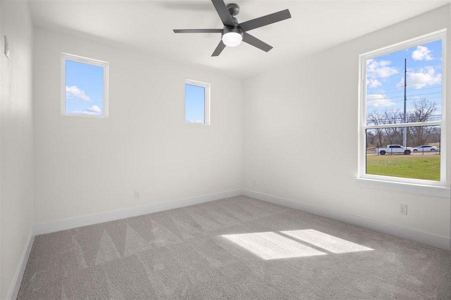 Spacious, unfurnished interior of a new home in , Dallas (Image 24).