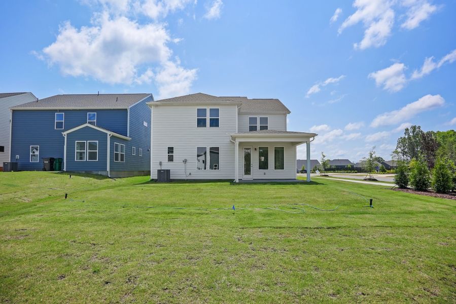Representative exterior details of a home built from the Tartan by Pulte Homes in Parkside Crossing, Charlotte (Image 22).