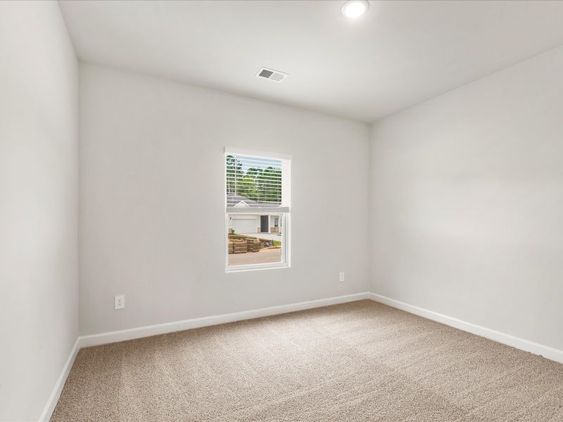 Spacious, unfurnished interior of a new home in Vickery Station, Woodruff (Image 22).