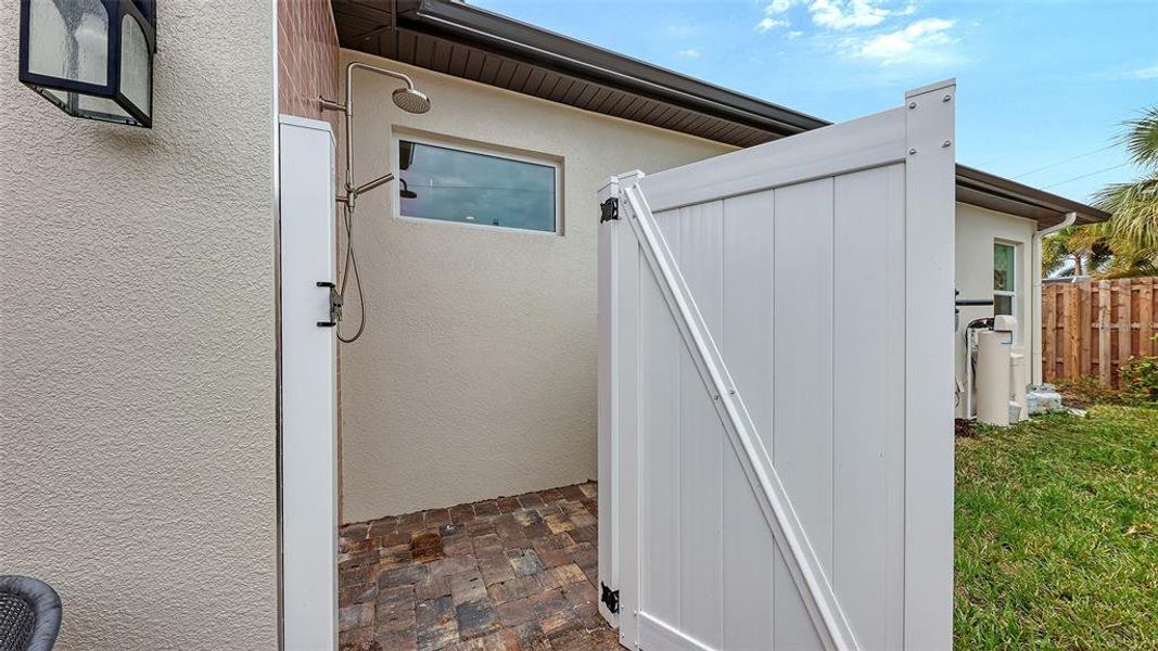 Exterior details and patio area of a home in , Sarasota (Image 27).