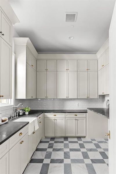 Furnished interior view inside a new home in , Dallas (Image 32).