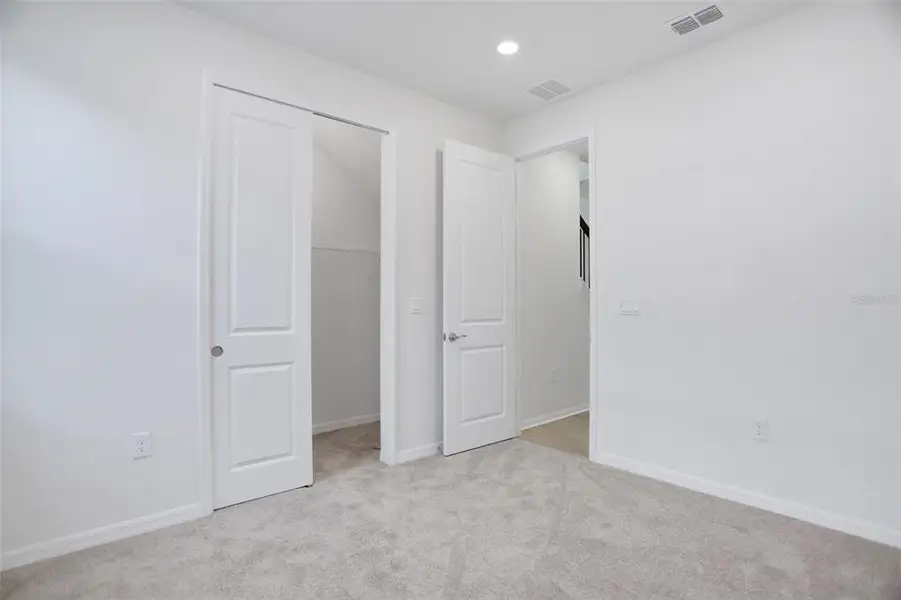 Spacious, unfurnished interior of a new home in Turnleaf, Punta Gorda (Image 34). Spacious, unfurnished interior of a new home in Turnleaf, Punta Gorda (Image 34).