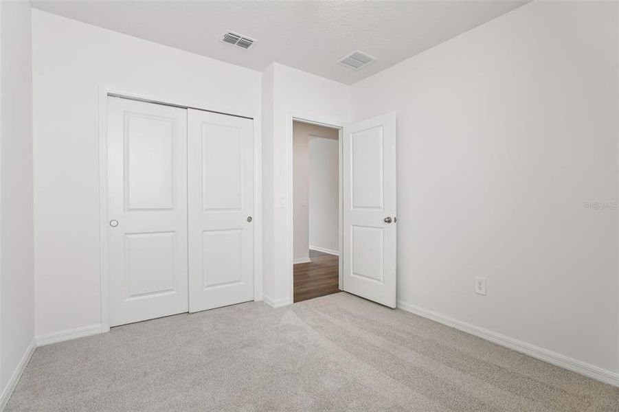 Spacious, unfurnished interior of a new home in Hamilton Bluff - Classic Series, Lake Hamilton (Image 23).