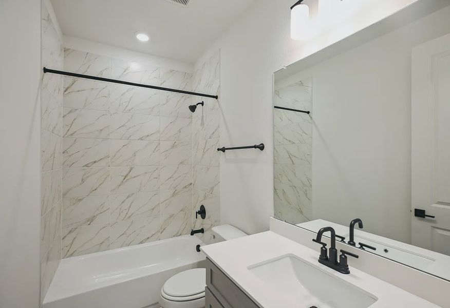 Plan 4019 Bath 2 - 13 of 14 Plan 4019 Bath 2 - 13 of 14