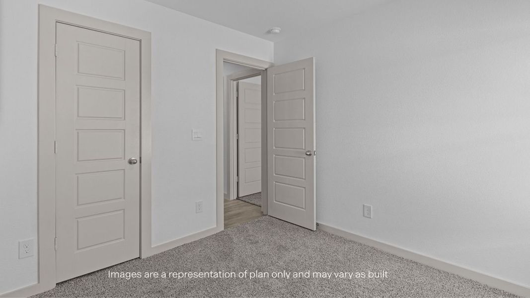 Spacious, unfurnished interior of a new home in Overlook West, Wolfforth (Image 15).