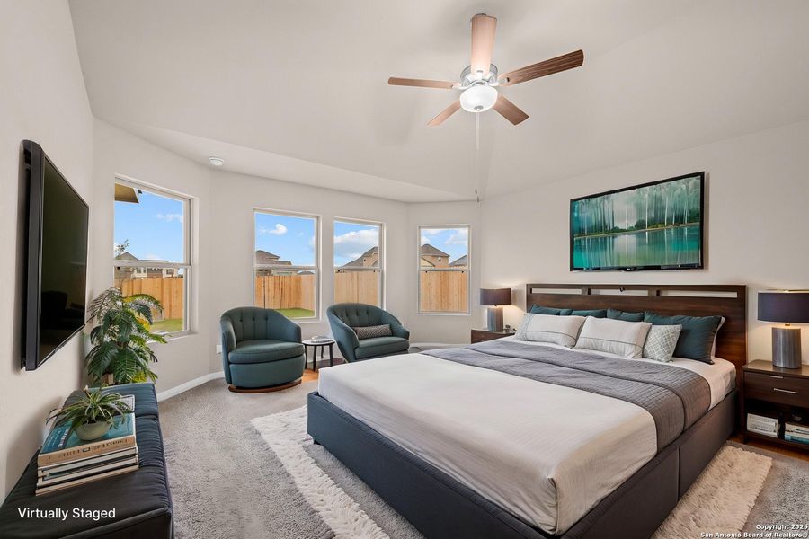 Furnished interior view inside a new home in Agave, San Antonio (Image 6).
