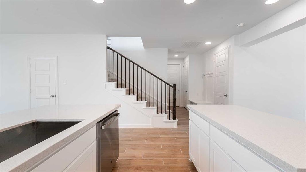 Spacious, unfurnished interior of a new home in Devonshire - Reserve 45', Forney (Image 21). Spacious, unfurnished interior of a new home in Devonshire - Reserve 45', Forney (Image 21).