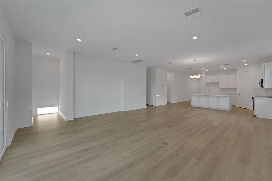 Spacious, unfurnished interior of a new home in Green Key Village, Lady Lake (Image 26). Spacious, unfurnished interior of a new home in Green Key Village, Lady Lake (Image 26).