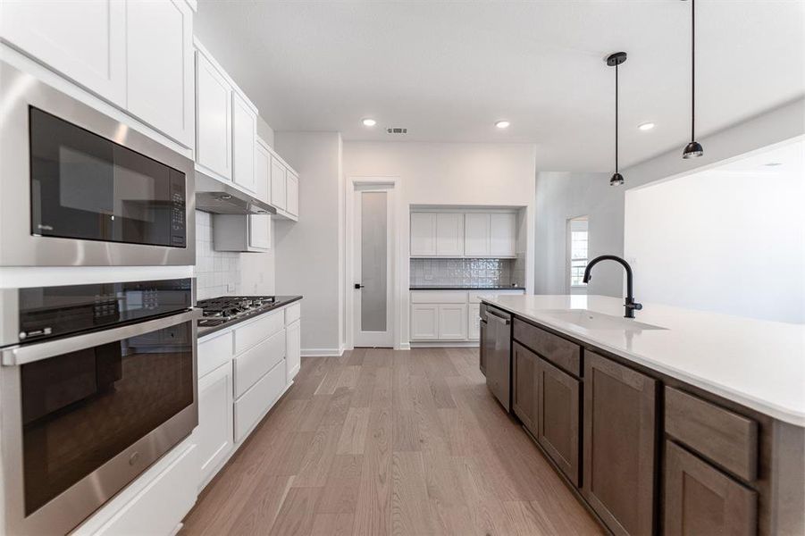Furnished interior view inside a new home in Green Meadows, Celina (Image 7). Furnished interior view inside a new home in Green Meadows, Celina (Image 7).
