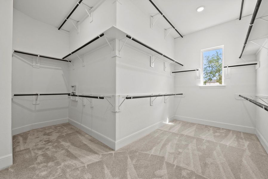 Spacious, unfurnished interior of a new home in Dunham Pointe, Cypress (Image 32).
