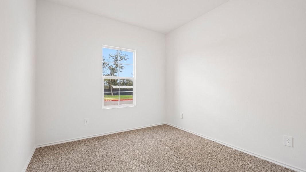 Spacious, unfurnished interior of a new home in Valverde, Bastrop (Image 17).