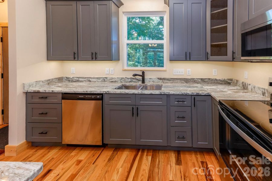 Furnished interior view inside a new home in , Lake Lure (Image 12).