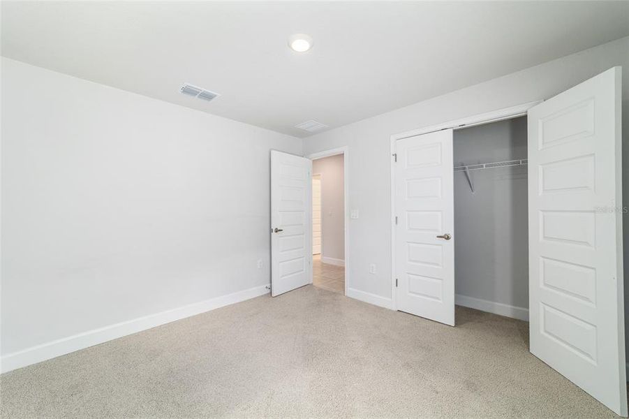 Spacious, unfurnished interior of a new home in Brookhaven, Ocala (Image 63).