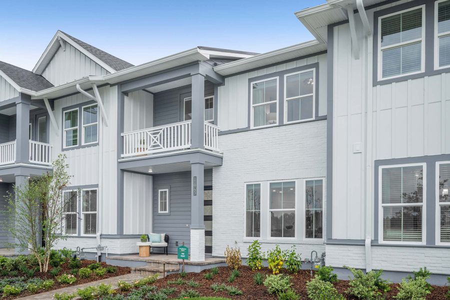 Representative exterior details of a home built from the The Daisy by David Weekley Homes in Seven Pines 24' Rear Entry Townhomes, Jacksonville (Image 12).
