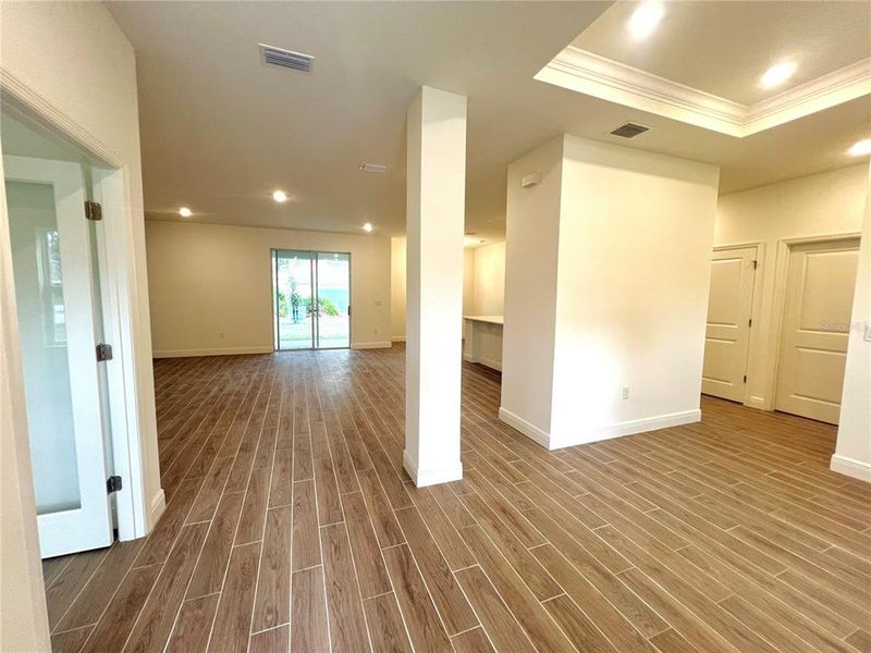 Spacious, unfurnished interior of a new home in , Palm Coast (Image 15).