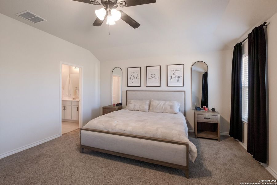 Furnished interior view inside a new home in Avenida, Converse (Image 15). Furnished interior view inside a new home in Avenida, Converse (Image 15).