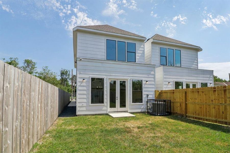 Exterior details and patio area of a home in , Houston (Image 2).