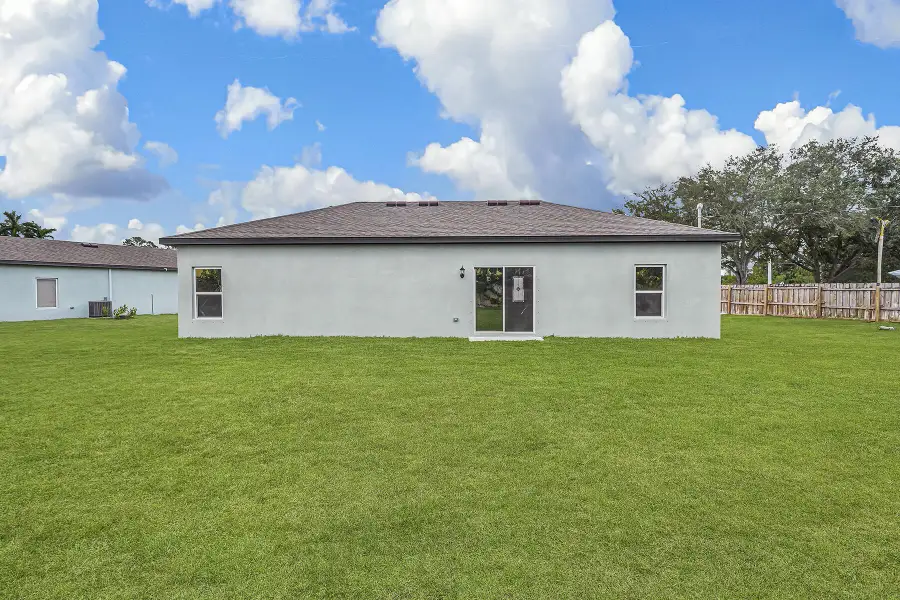 Photo is not of actual dwelling