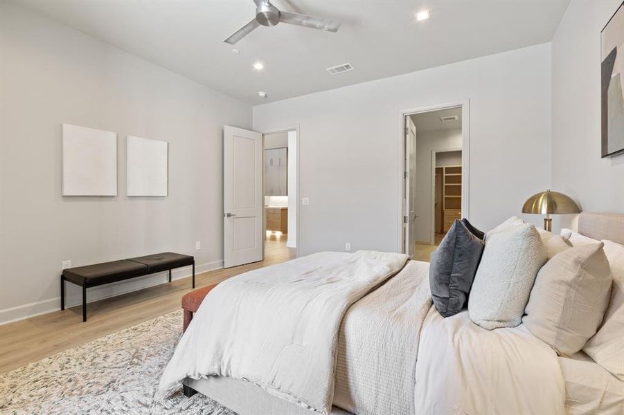 Furnished interior view inside a new home in , Dallas (Image 14).