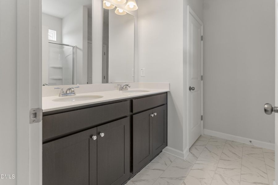 Dual Vanity
