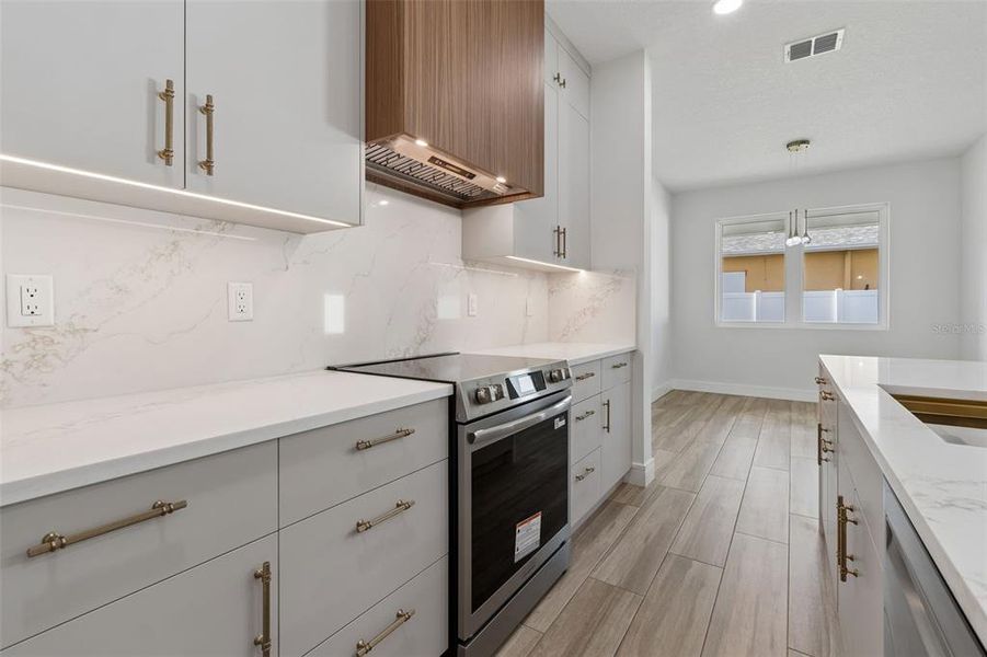 Furnished interior view inside a new home in , Tampa (Image 11).
