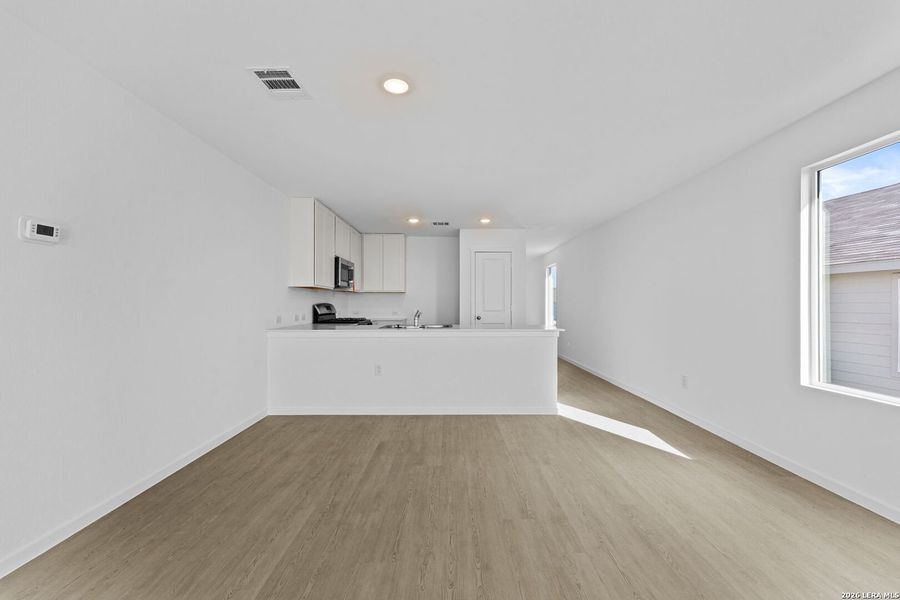 Spacious, unfurnished interior of a new home in Grace Valley, Marion (Image 12).