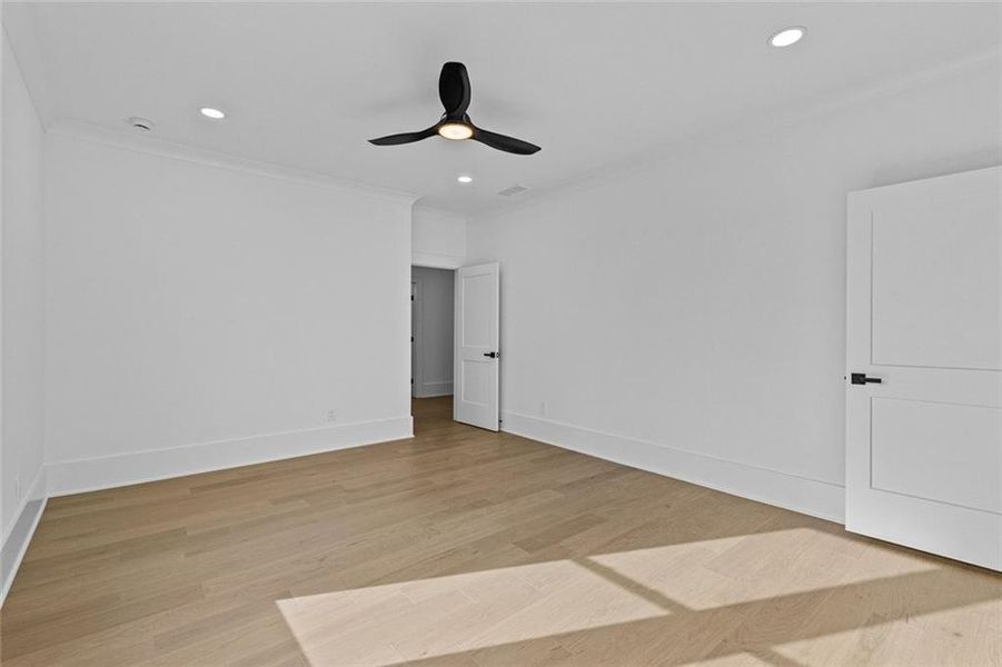 Spacious, unfurnished interior of a new home in , Bethlehem (Image 55).