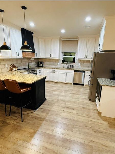 Furnished interior view inside a new home in , Mineral Wells (Image 8).
