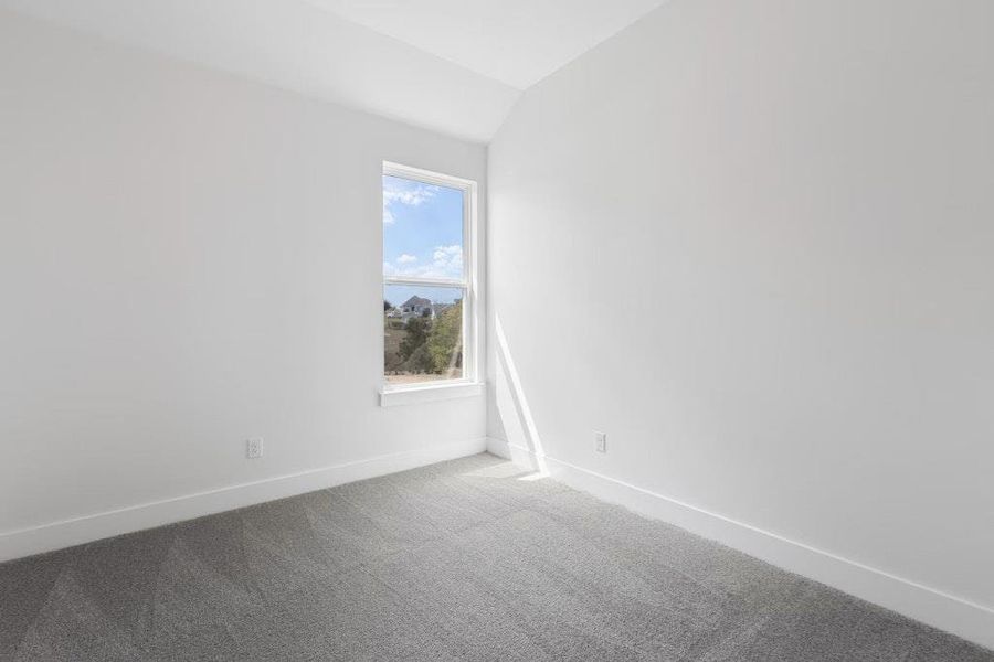 Spacious, unfurnished interior of a new home in Double Eagle Ranch, Cedar Creek (Image 11). Spacious, unfurnished interior of a new home in Double Eagle Ranch, Cedar Creek (Image 11).