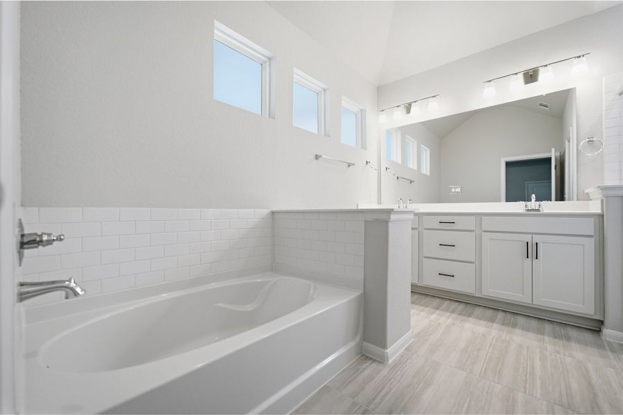 Furnished interior view inside a new home in Ashland, Richwood (Image 12).