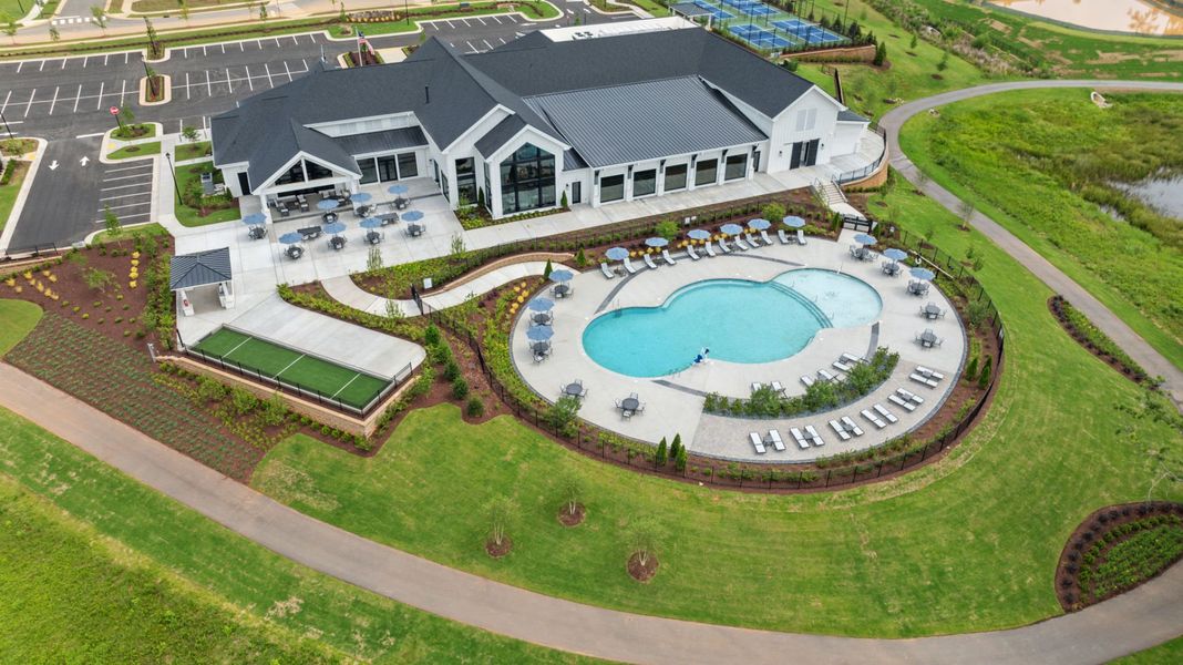 Community amenities associated with the Cranbrook by Del Webb in Carolina Overlook, Clayton (Image 20).