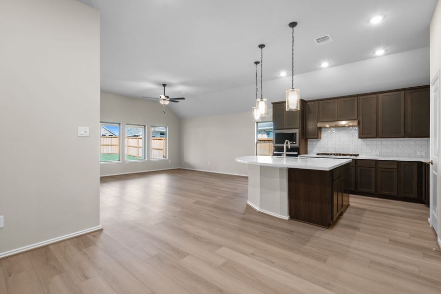 New Home in Cypress, TX.  - Slide 8