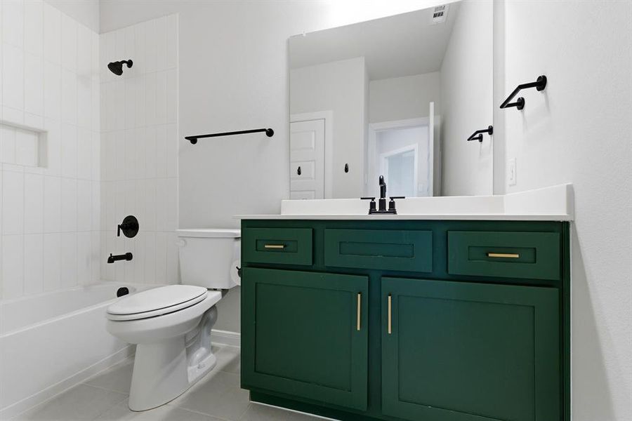 Furnished interior view inside a new home in , Fort Worth (Image 19). Furnished interior view inside a new home in , Fort Worth (Image 19).