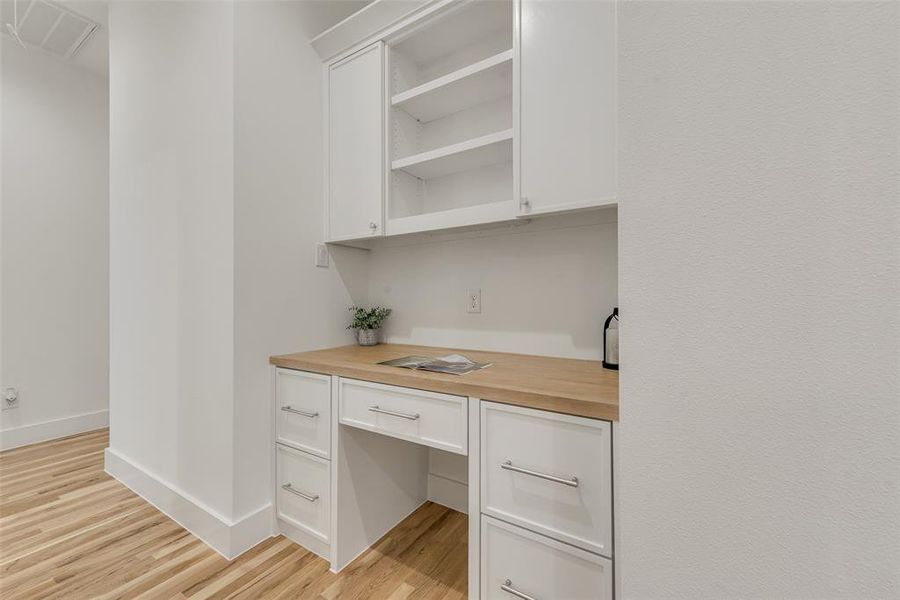 Furnished interior view inside a new home in , Dallas (Image 12).