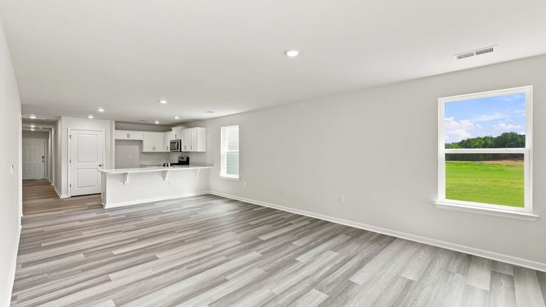 Spacious, unfurnished interior of a new home in Tyger Pines, Moore (Image 21).