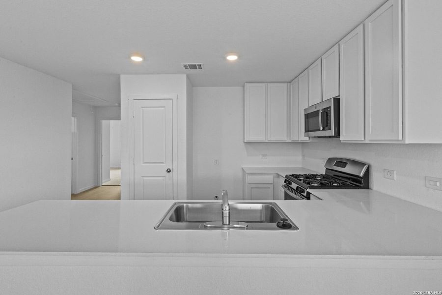 Furnished interior view inside a new home in Spring Grove, St. Hedwig (Image 8).