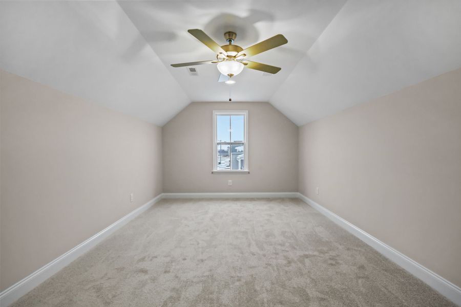 Spacious, unfurnished interior of a new home in Davenport Farms, Winterville (Image 40).