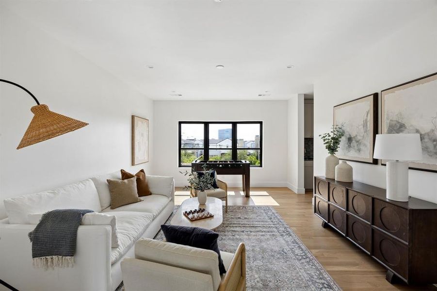 Furnished interior view inside a new home in , Dallas (Image 31). Furnished interior view inside a new home in , Dallas (Image 31).