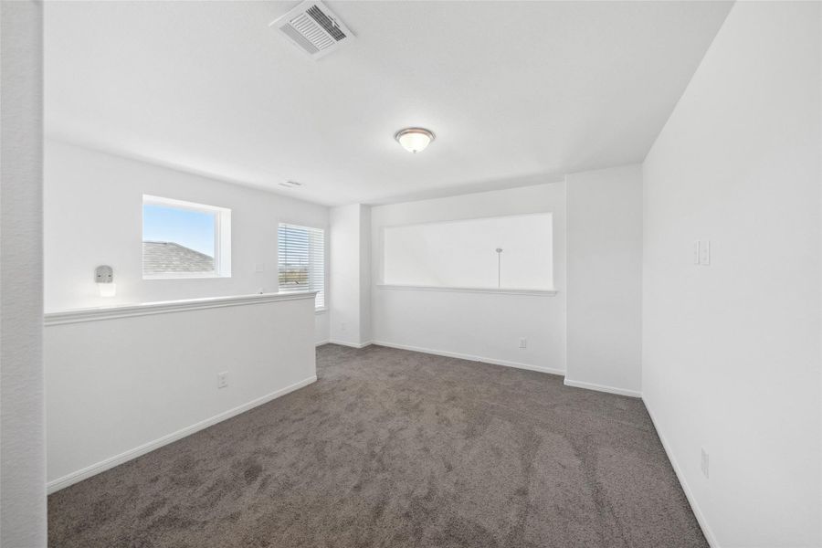 Spacious, unfurnished interior of a new home in Rollingbrook Estates, Baytown (Image 25). Spacious, unfurnished interior of a new home in Rollingbrook Estates, Baytown (Image 25).