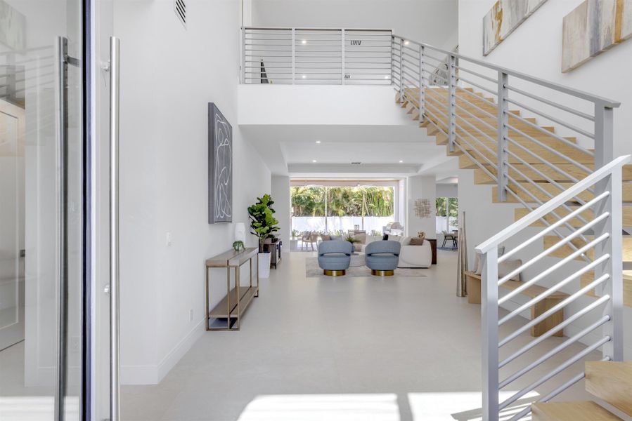 FOYER_STRAIGHT_EB FOYER_STRAIGHT_EB