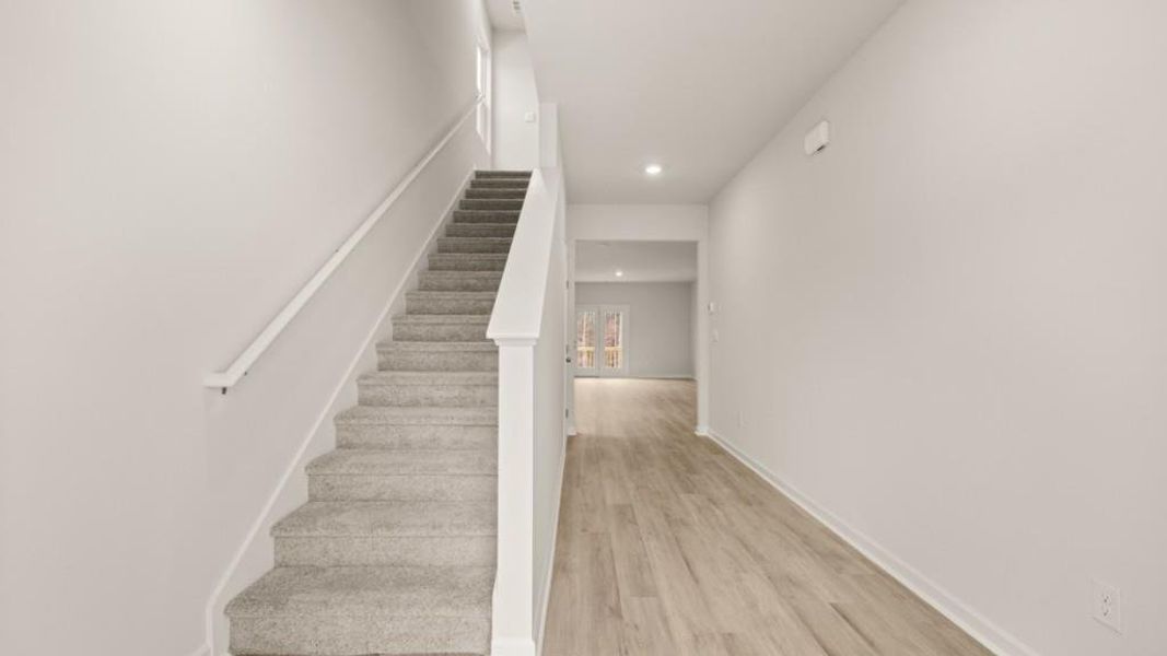 Spacious, unfurnished interior of a new home in Pointe Park, Union City (Image 15).