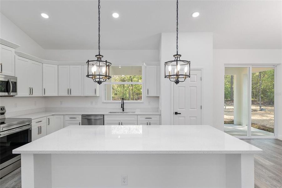 Furnished interior view inside a new home in , Dunnellon (Image 12).