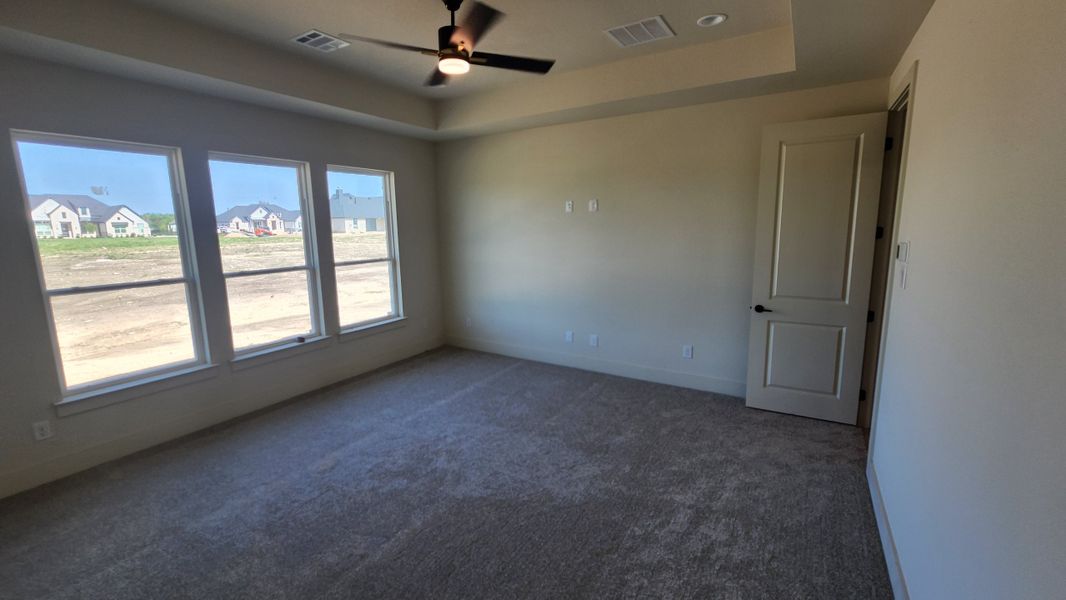 Spacious, unfurnished interior of a new home in Paloma Ranches, Justin (Image 8). Spacious, unfurnished interior of a new home in Paloma Ranches, Justin (Image 8).