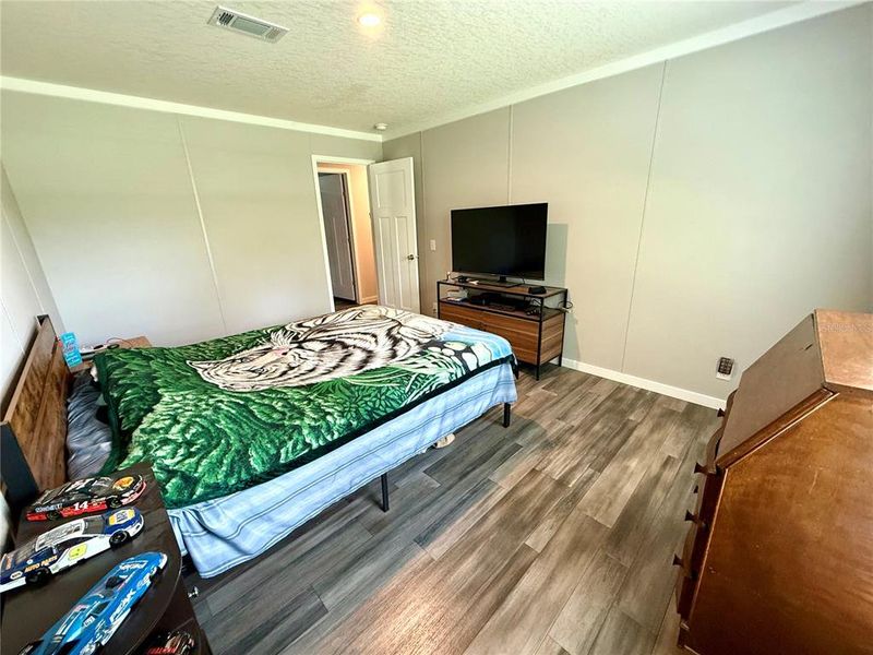 Furnished interior view inside a new home in , Bushnell (Image 38). Furnished interior view inside a new home in , Bushnell (Image 38).